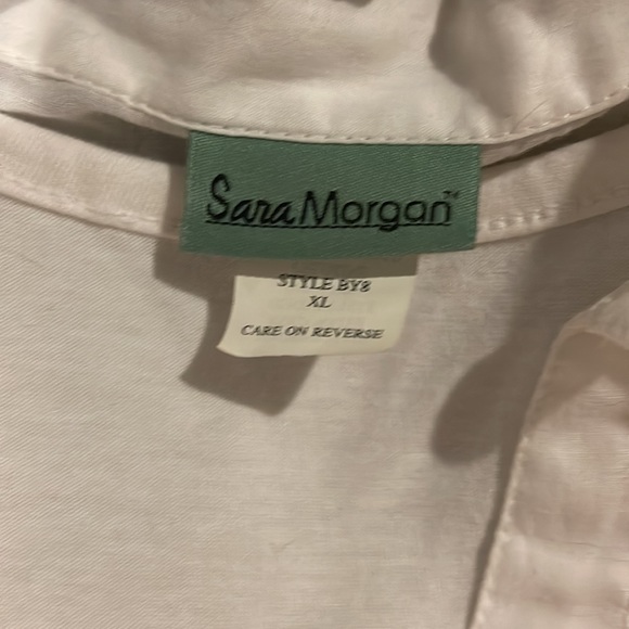 Sara Morgan white eyelet collared button down with built in layered tank XL - Picture 9 of 9